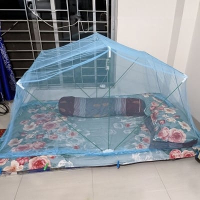 Picture of Foldable Self Standing Magic Mosquito Net for double bed mosari Pop up folding mosquito net (Single bed Size)