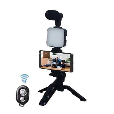 Picture of Remote Control Vlogging Video Making Kits Microphone LED Fill Light Mini Tripod Video Kit 4 in 1 Vlogging Video Making Kit (Black)