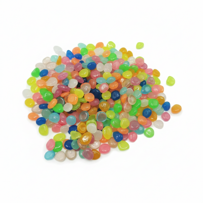 Picture of Radium Plastic Stones 40 PCS Colorful Luminous Glowing Pebbles, Glow in the dark magic luminous glowing stone for Aquarium Gravel Fish Tank Decorations Sidewalk Garden Path Patio Terrace Ornaments (Multicolor)