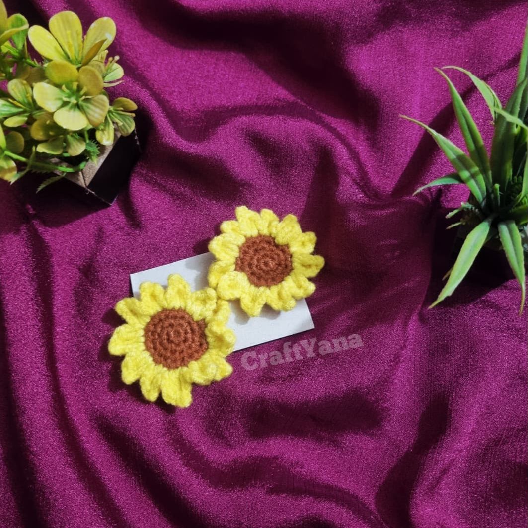 Picture of 1PC Handmade Crochet Sunflower Hair Clip | Knitted Floral Hair Pin | Cute Hair Accessory for Girls & Women | CraftYana - Yellow