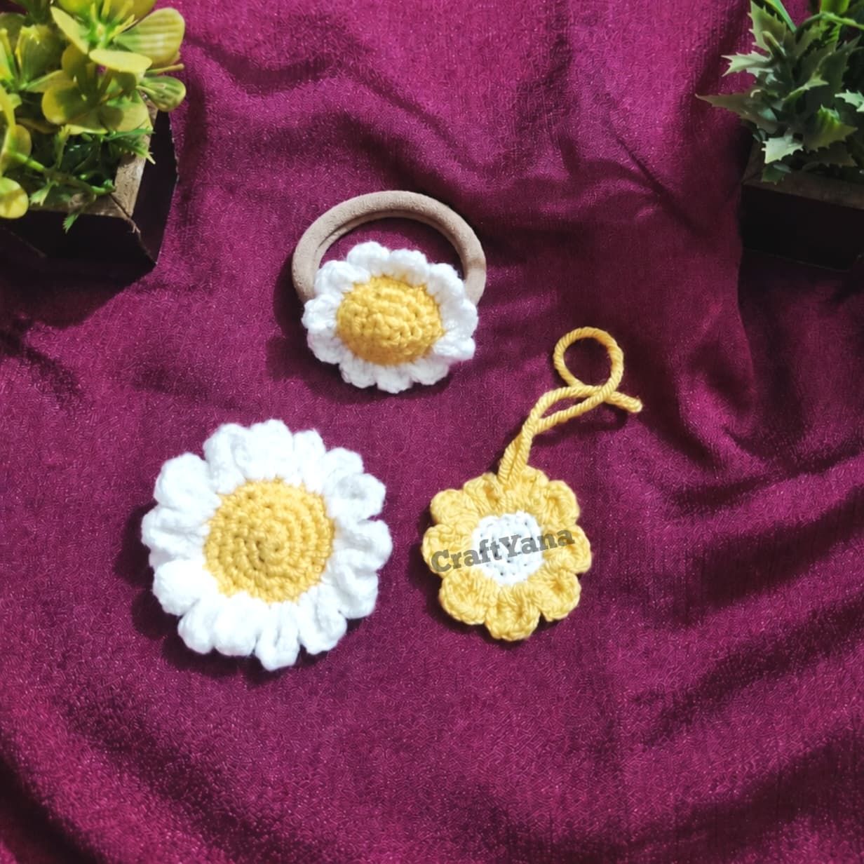 Picture of Handmade Crochet Daisy & Sunflower Flower Combo Set | Floral Hair Band Hair Clip Keychain Bag Charm Phone Charm Pendant | Cute Knitted Hair Accessory | Aesthetic Gift for Women Girls | CraftYana