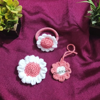 Picture of Handmade Crochet Daisy & Sunflower Flower Combo Set | Floral Hair Band Hair Clip Keychain Bag Charm Phone Charm Pendant | Cute Knitted Hair Accessory | Aesthetic Gift for Women Girls | CraftYana