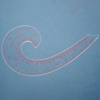 Picture of Plastic Comma Shape French Curve Ruler for Pattern Making, Sandwich Line Scale, Vary Form Curve Ruler for Sewing, Clear Muti Function Sewing Ruler for Fashion Design Red 