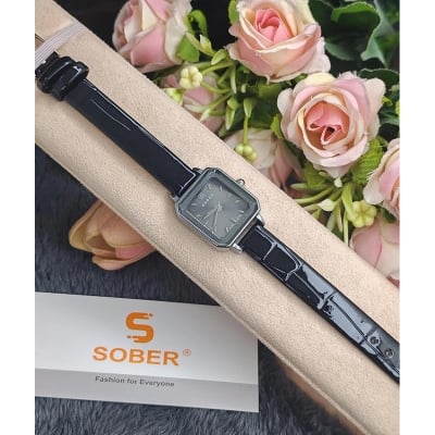 Picture of LUCKY FOX Women's Watches Square Style Green Leather Quartz Luxury Wristwatch for Women Gift for Girlfriend
