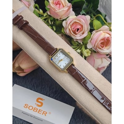 Picture of LUCKY FOX Women's Watches Square Style Green Leather Quartz Luxury Wristwatch for Women Gift for Girlfriend