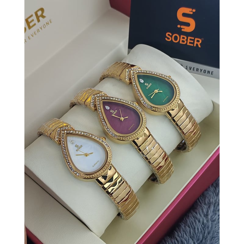 Picture of Women's Wristwatch Fashion Golden Silver Casual Quartz Bracelet Watch Niche Elegant Waterproof Hand Clock for Women