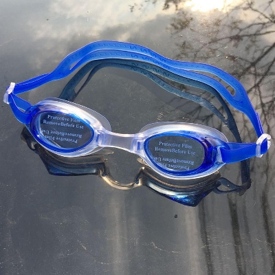 Picture of Adjustable Straps Anti Fog Swimming_Goggle for Adults and Kids with Free Ear Plugs Swimming Pool Accessories for Summer 