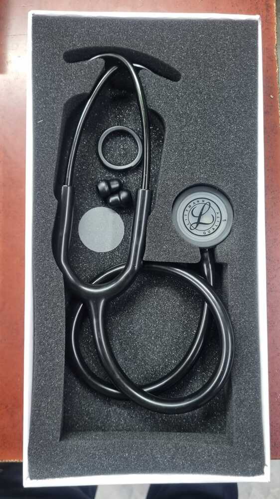 Picture of Littmann Classic III Medical Professional Stethoscope Standard Edition (Black Color)