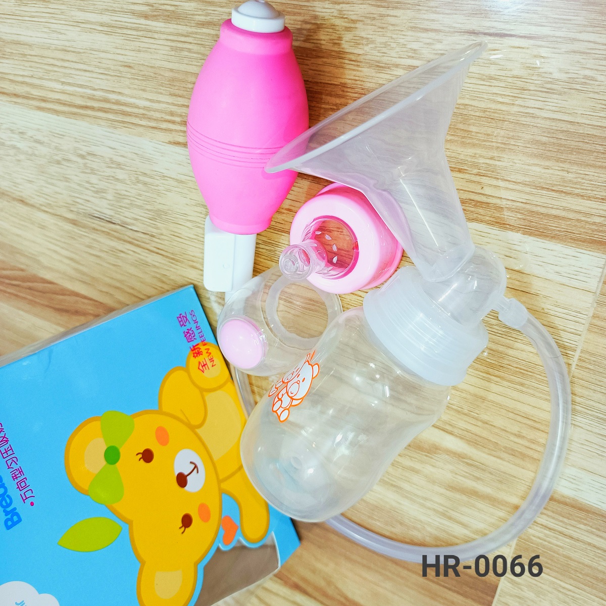 Picture of Manual BreastFeeding Pump - 1Pieces Multicolor