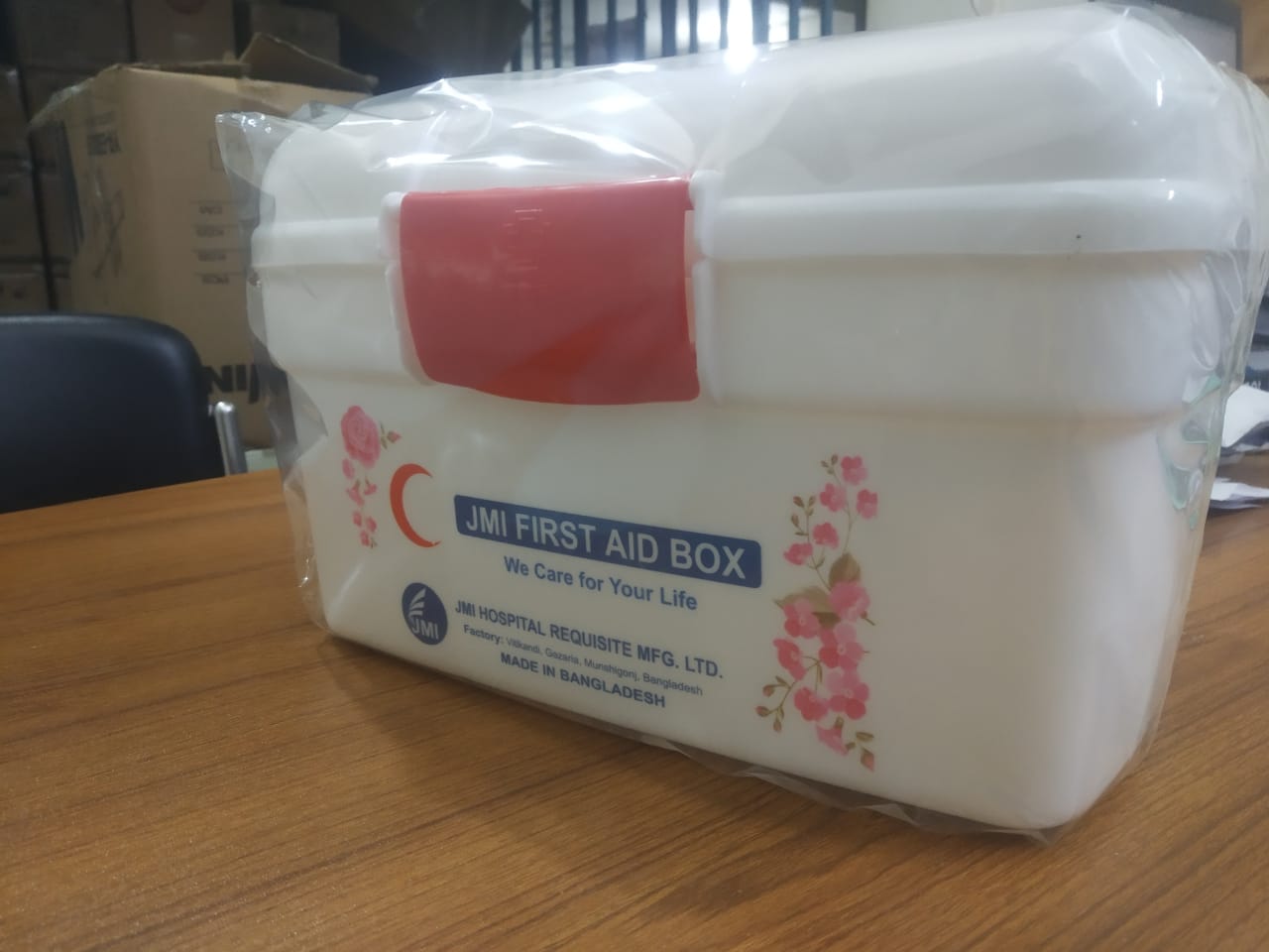 Picture of JMI Premium First Aid Kit Box-Healthproo Multicolor