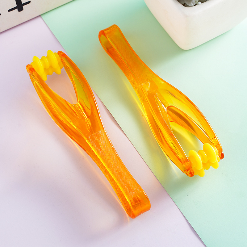 Picture of 01 Pcs Portable Finger Massager/ Hand Acupuncture Points Finger Joint Hand Massager Rollers Handheld Massager Relaxation Blood Circulation Health Care Massage Multicolor