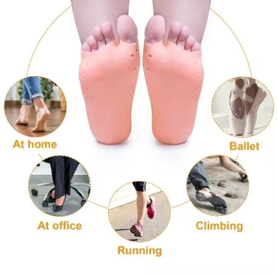 Picture of 2Pcs/Set Soft Silicone Moisturizing Gel Socks For Foot Care Protector Relieve Dry Cracked Peeling Heels Shoes Insole Pedicure 