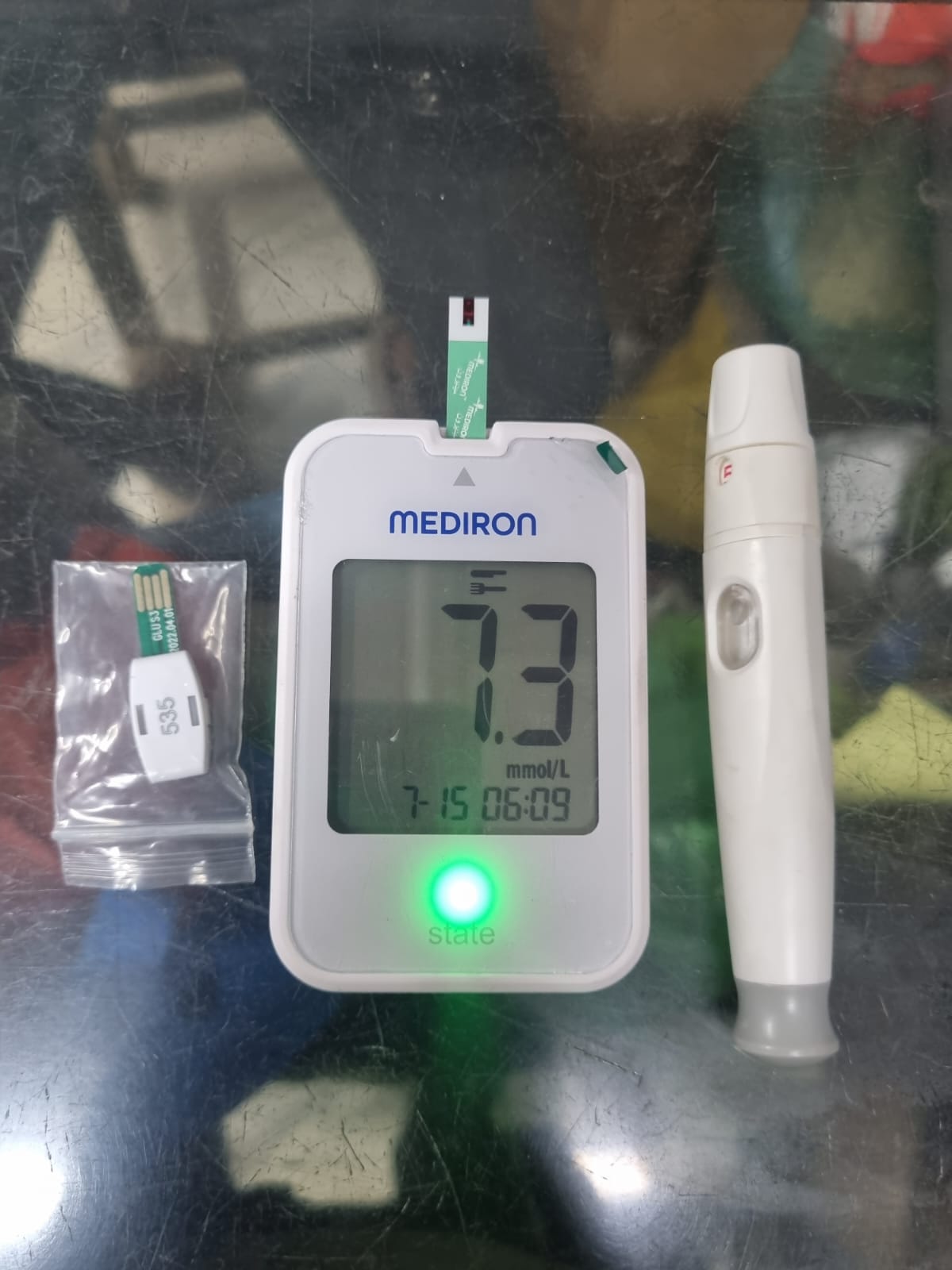 Picture of MEDIRON Excellent Blood Glucose Meter White