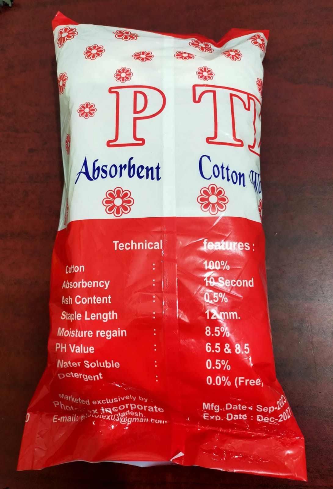 Picture of Absorbent Cotton Roll (400g) 