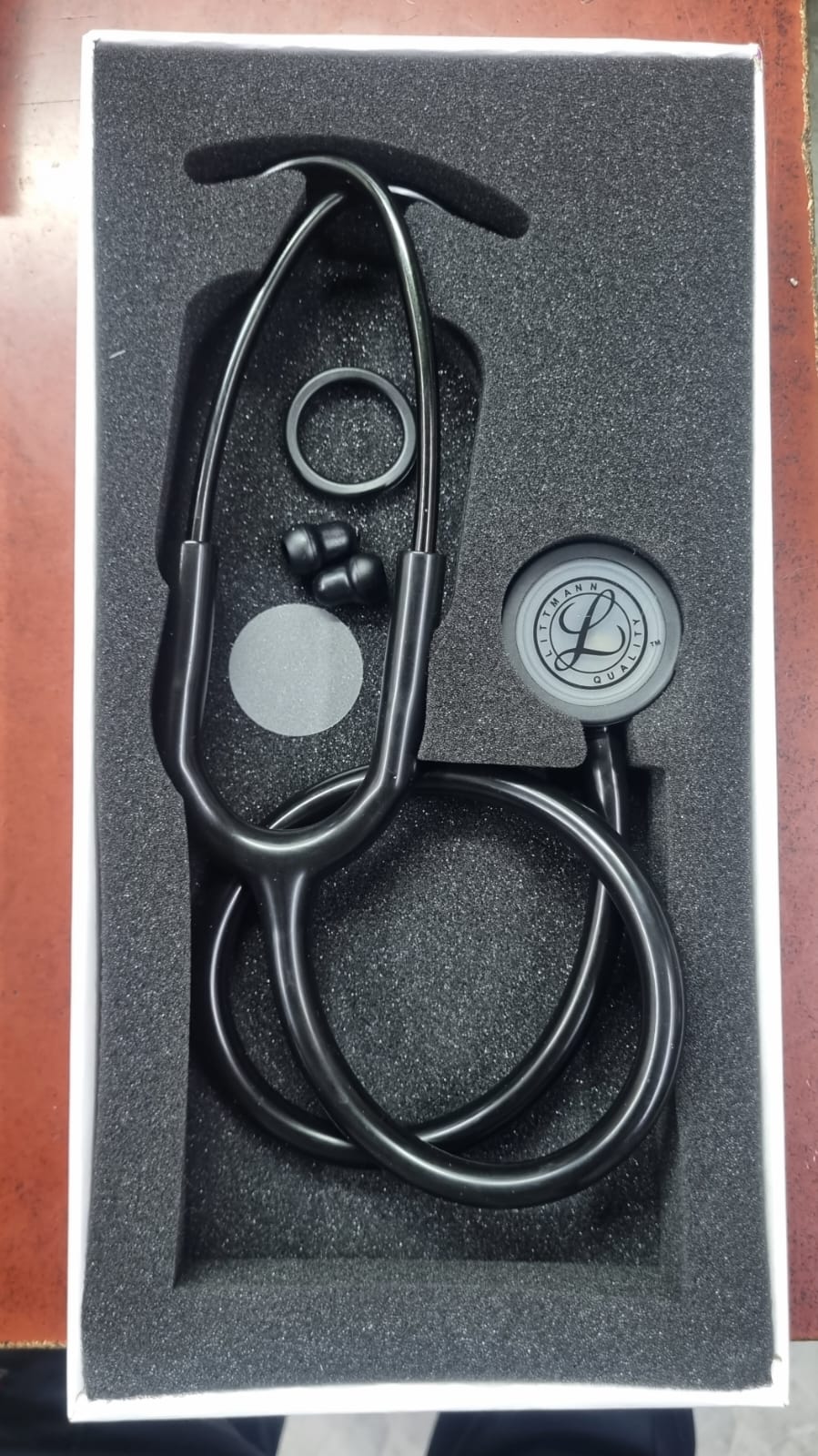 Picture of Littmann Classic III Medical Professional Stethoscope Standard Edition (Black Color)