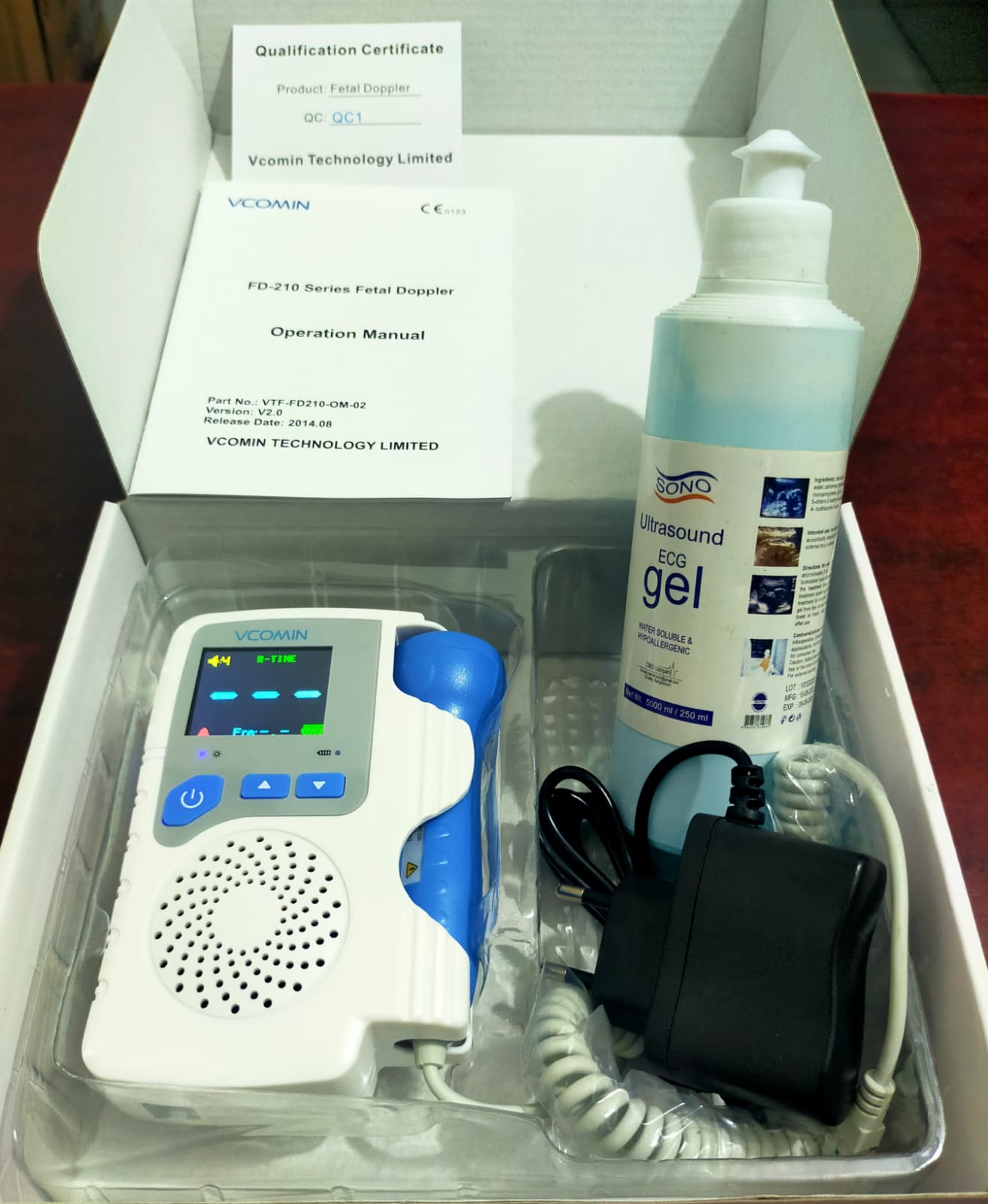 Picture of Vcomin Fetal Doppler rechargeable with 250ml gel Multicolor