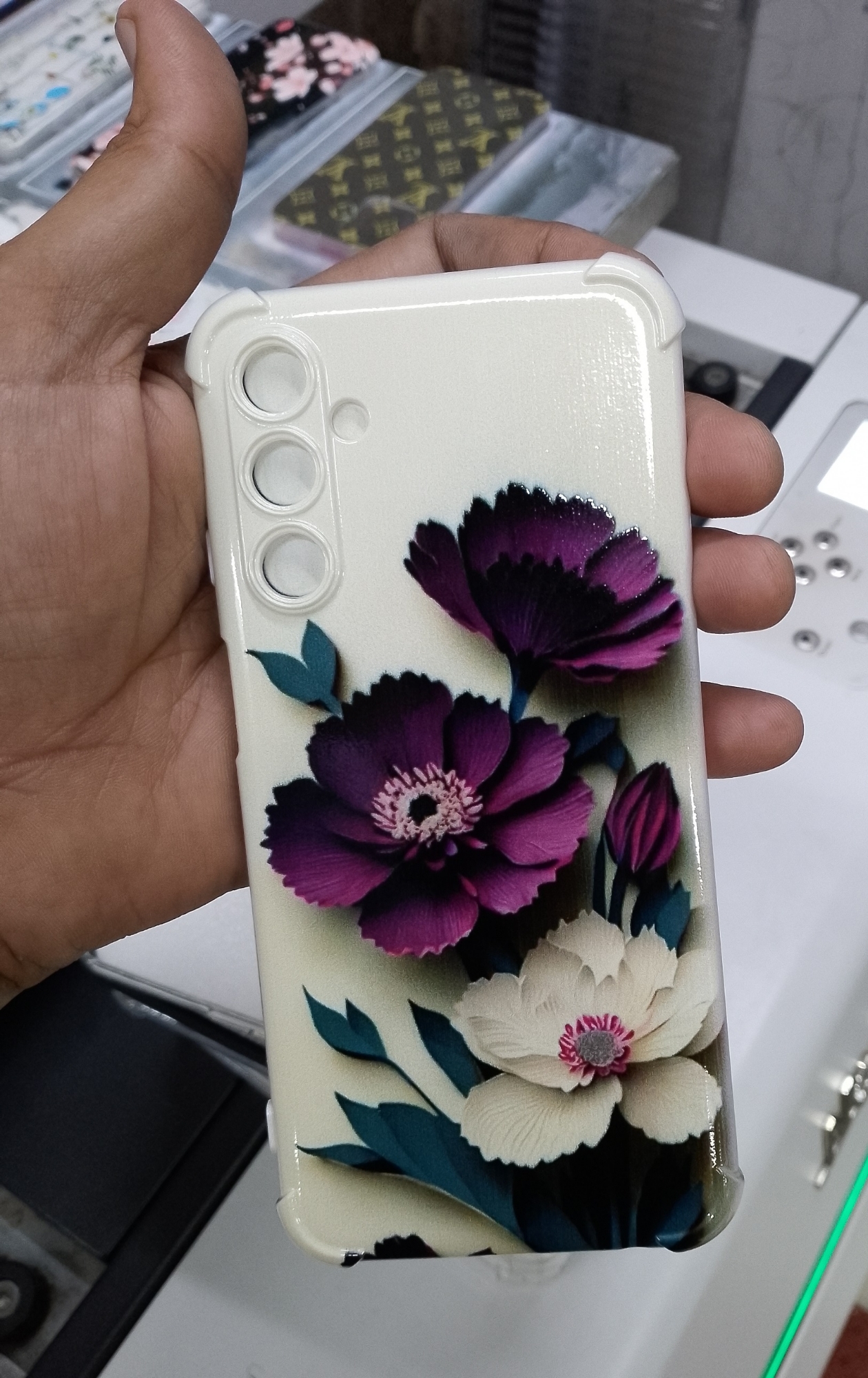 Picture of Mobile back cover Customize with Photo Multicolor