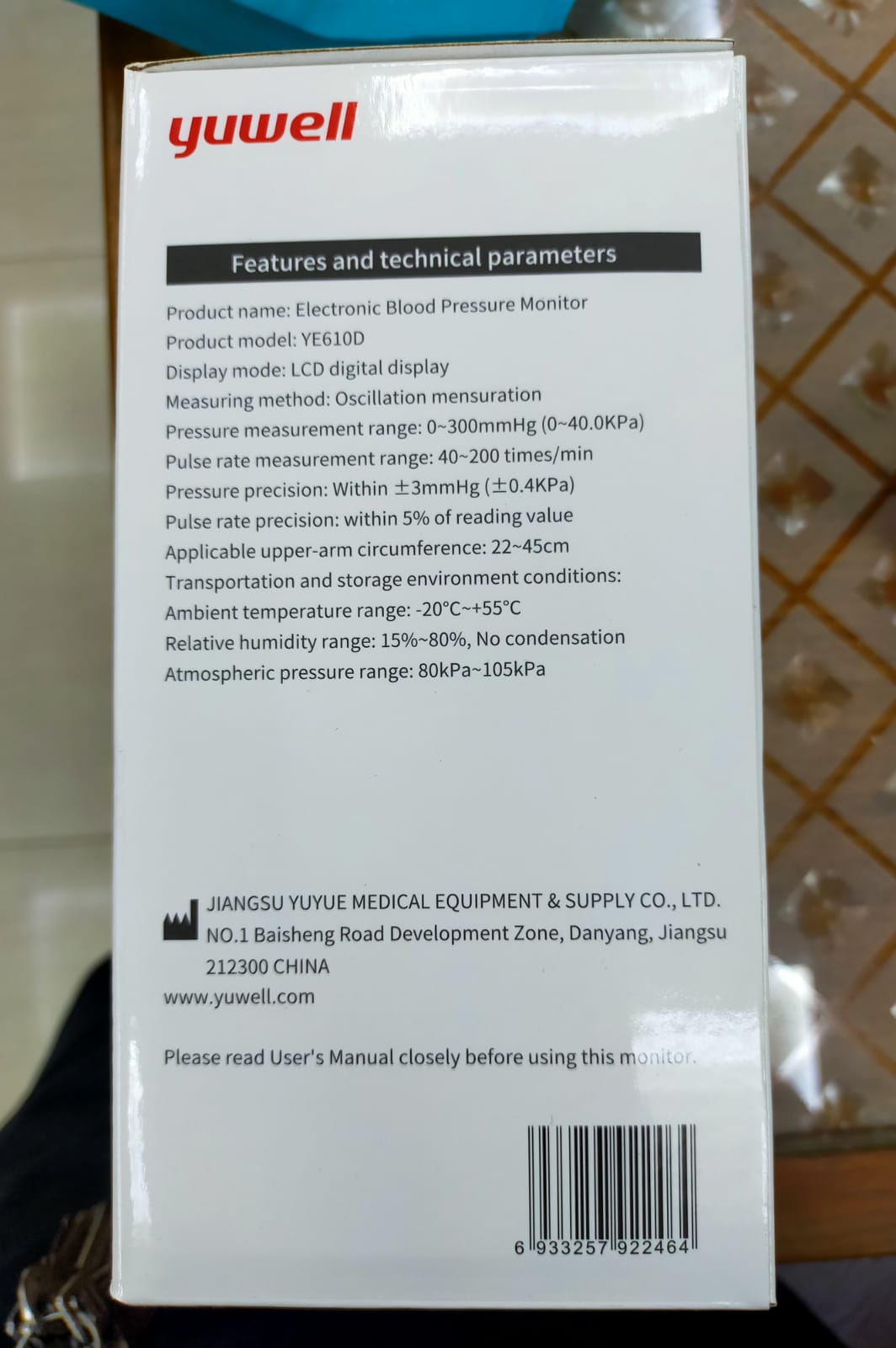 Picture of Electronic Blood Pressure Monitor YE610D Yuwell White