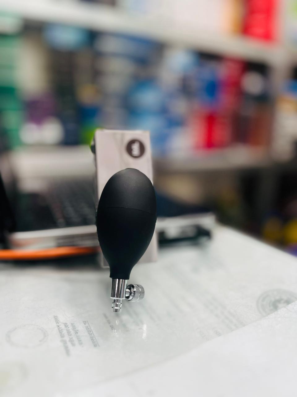 Picture of IML Medical Rubber Pump Bulb with Valve black colar Multicolor