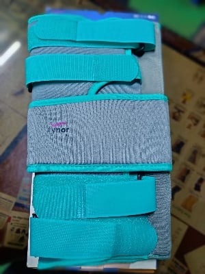 Picture of Tynor Knee Immobilizer 14" is an excellent brace to immobilize, support and protect the injured Grey