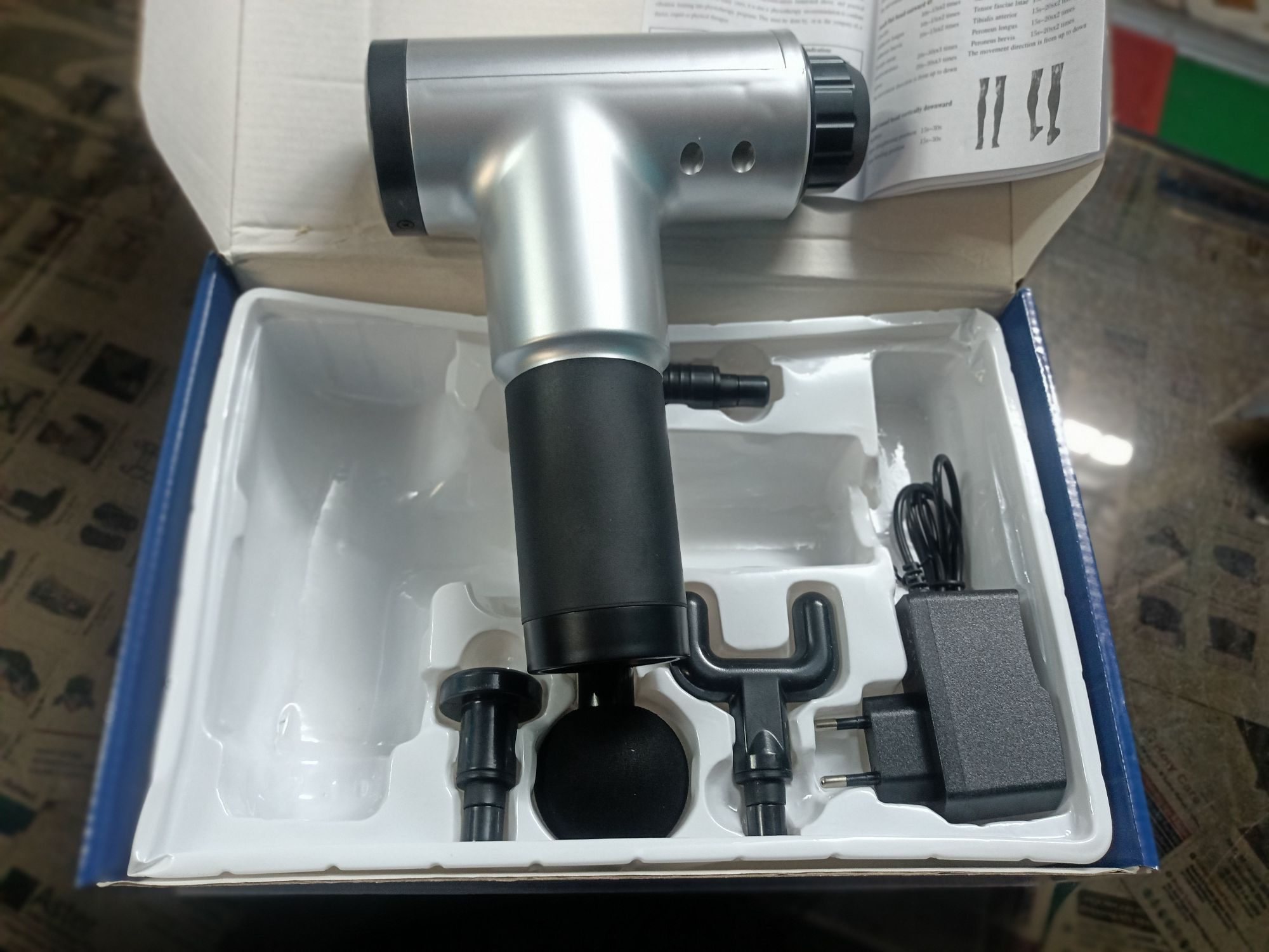 Picture of Fascial gun (kH-320)-6 level variable frequency vibration Muscle massage after exercise 