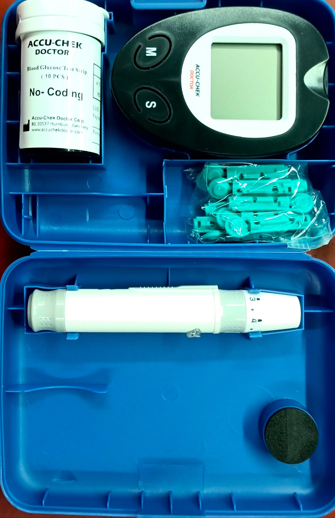 Picture of Accu Chek Doctor Instants Blood Glucose Monitor Digital Meter 