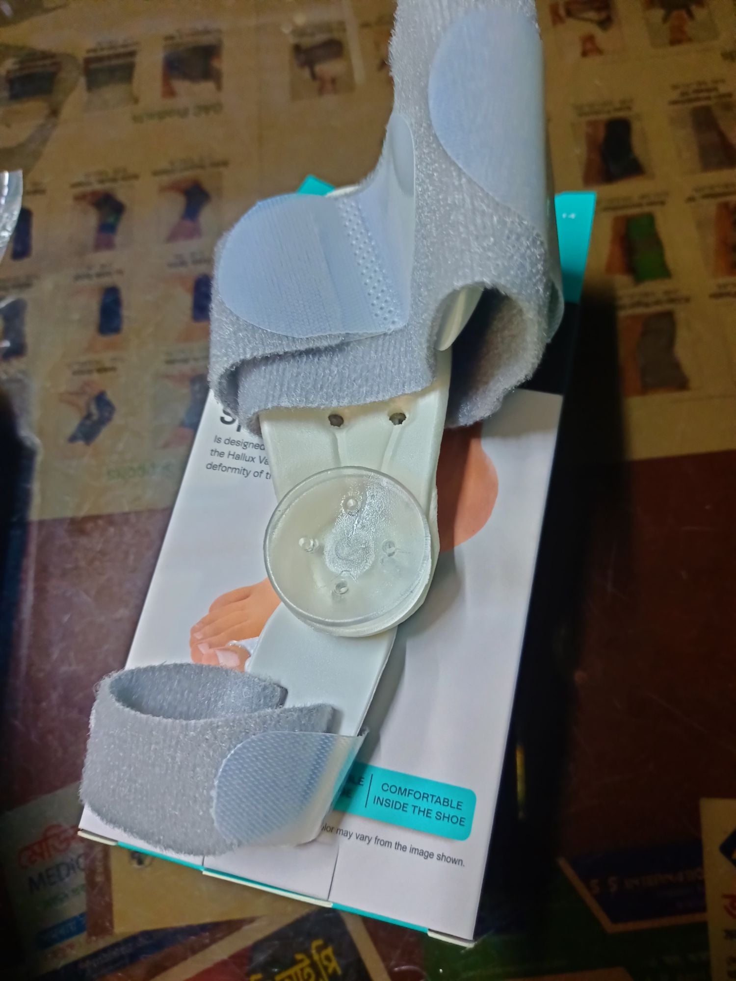 Picture of Tynor Bunion splint is designed  to correct the Hallux valgus deformity of the big toe White