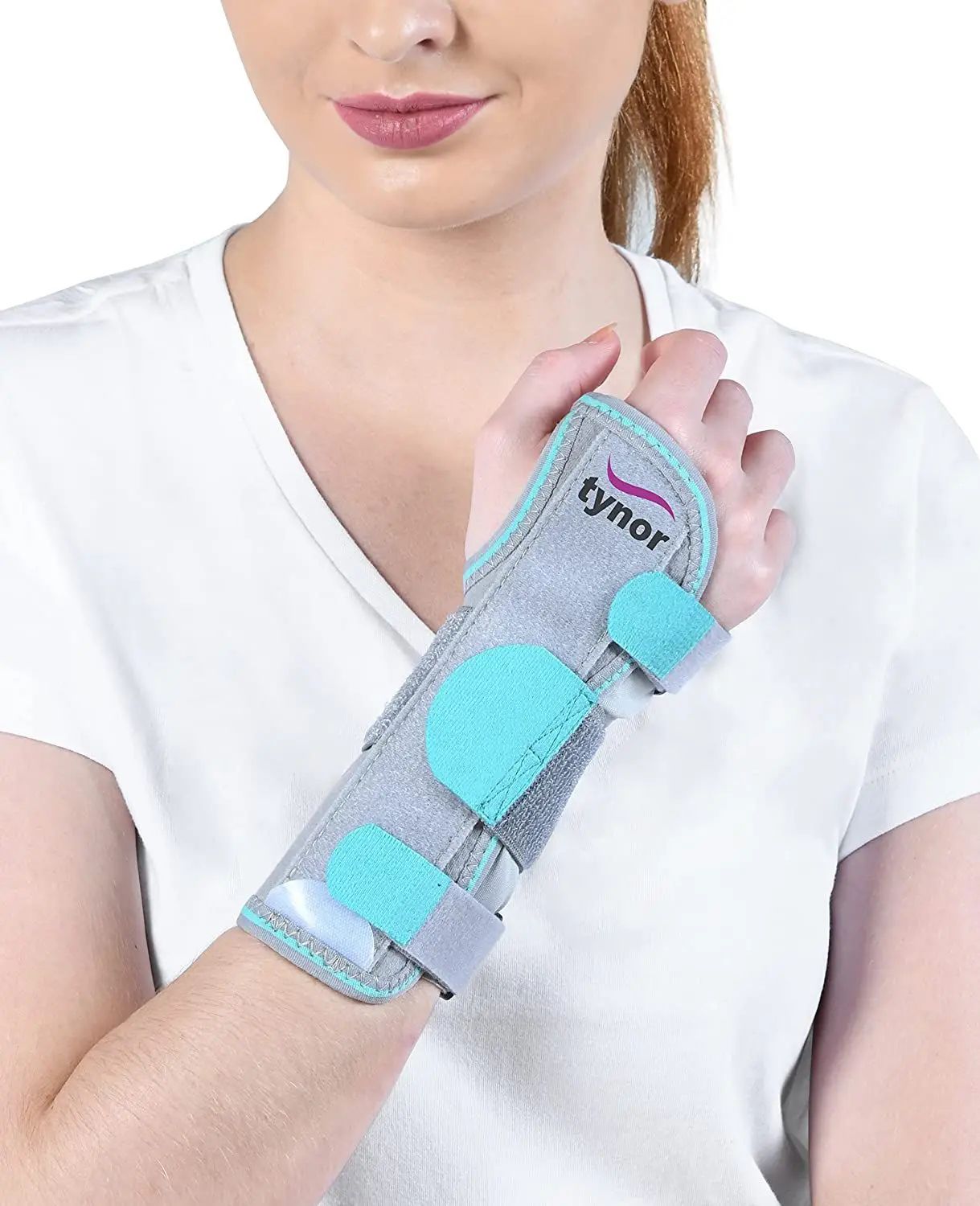 Picture of Tynor Wrist Splint (Ambidextrous),With Adjustable pain relief support Grey