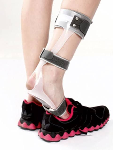 Picture of Tynor Foot Drop Splint (Foot support, Perfect Fitting, Customizable, Comfortable  Durable ,Easy to use) Silver