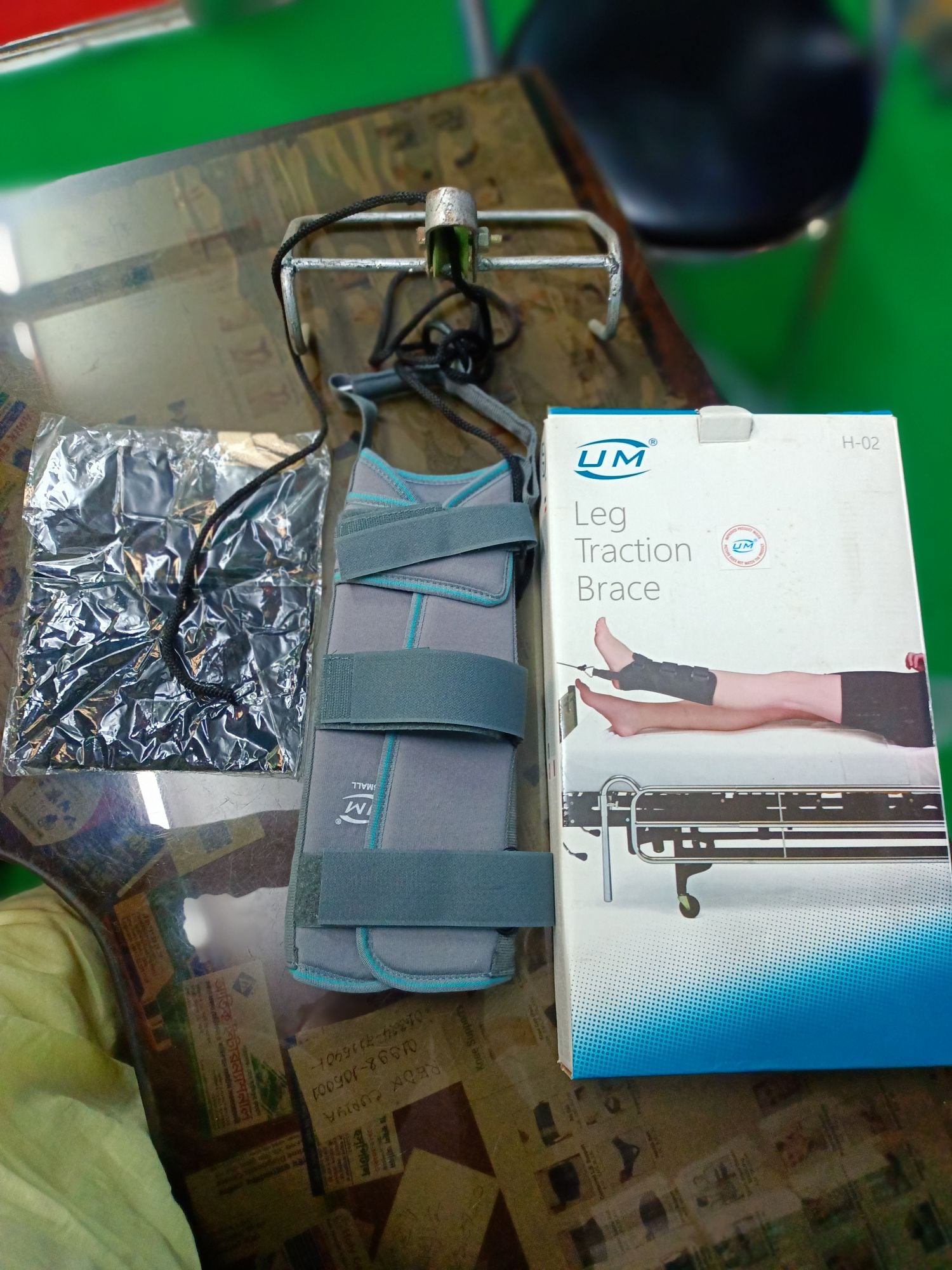Picture of (UM) Leg traction set, (with Adjustable Puly) 