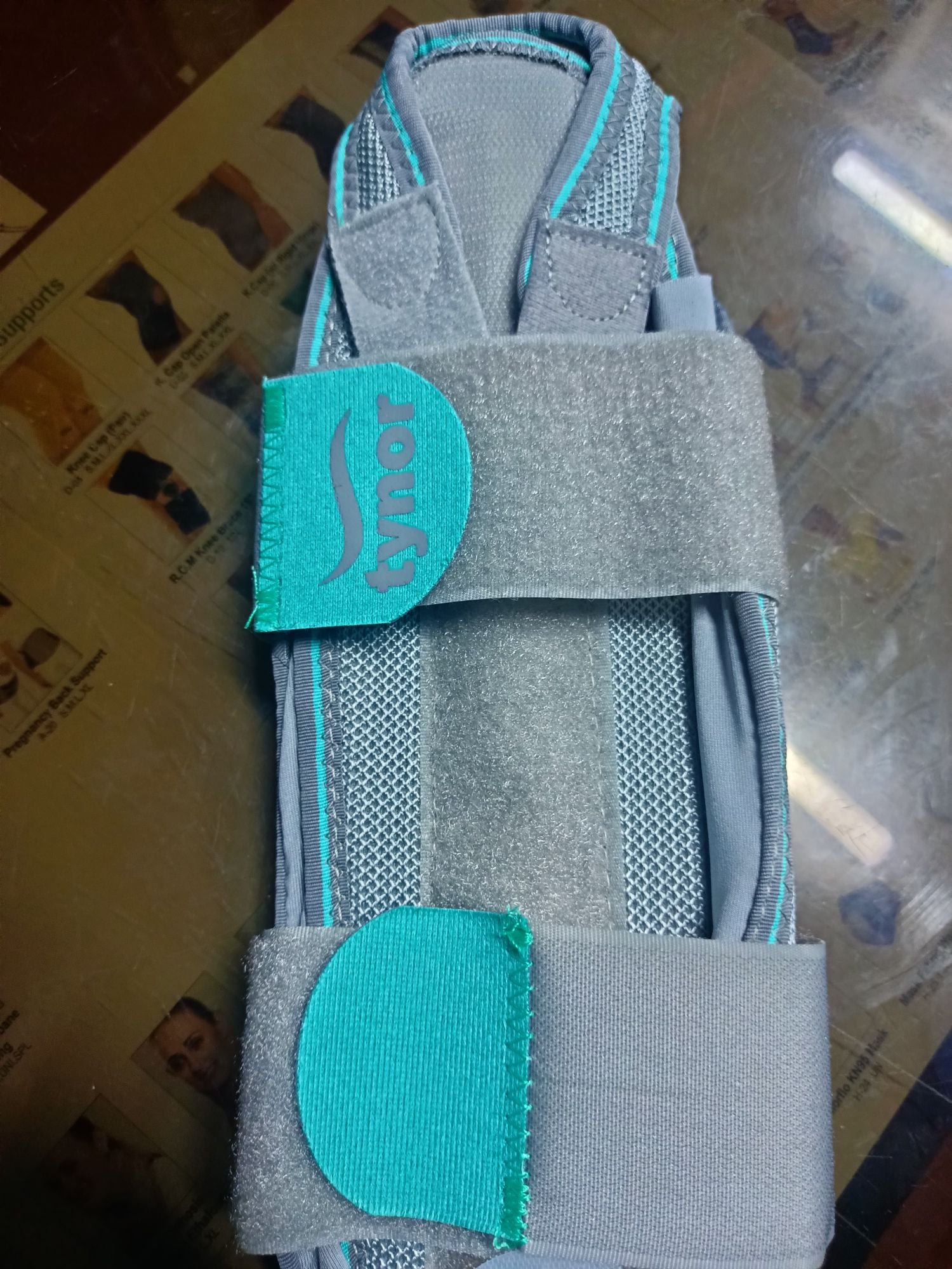 Picture of Tynor Forearm splint (emobilization, perfect fitting, extended comfort, durable) Grey