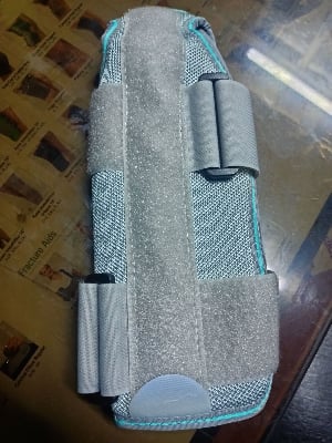 Picture of Tynor Forearm splint (emobilization, perfect fitting, extended comfort, durable) Grey