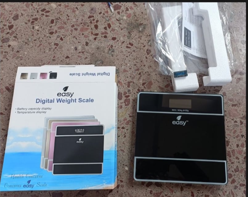 Picture of Digital Weighing Machine (Various Colors) with Home Display for Human Target - WeighingMachine 