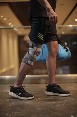 Picture of Tynor Functional Knee Support, hinged knee brace Light Ash