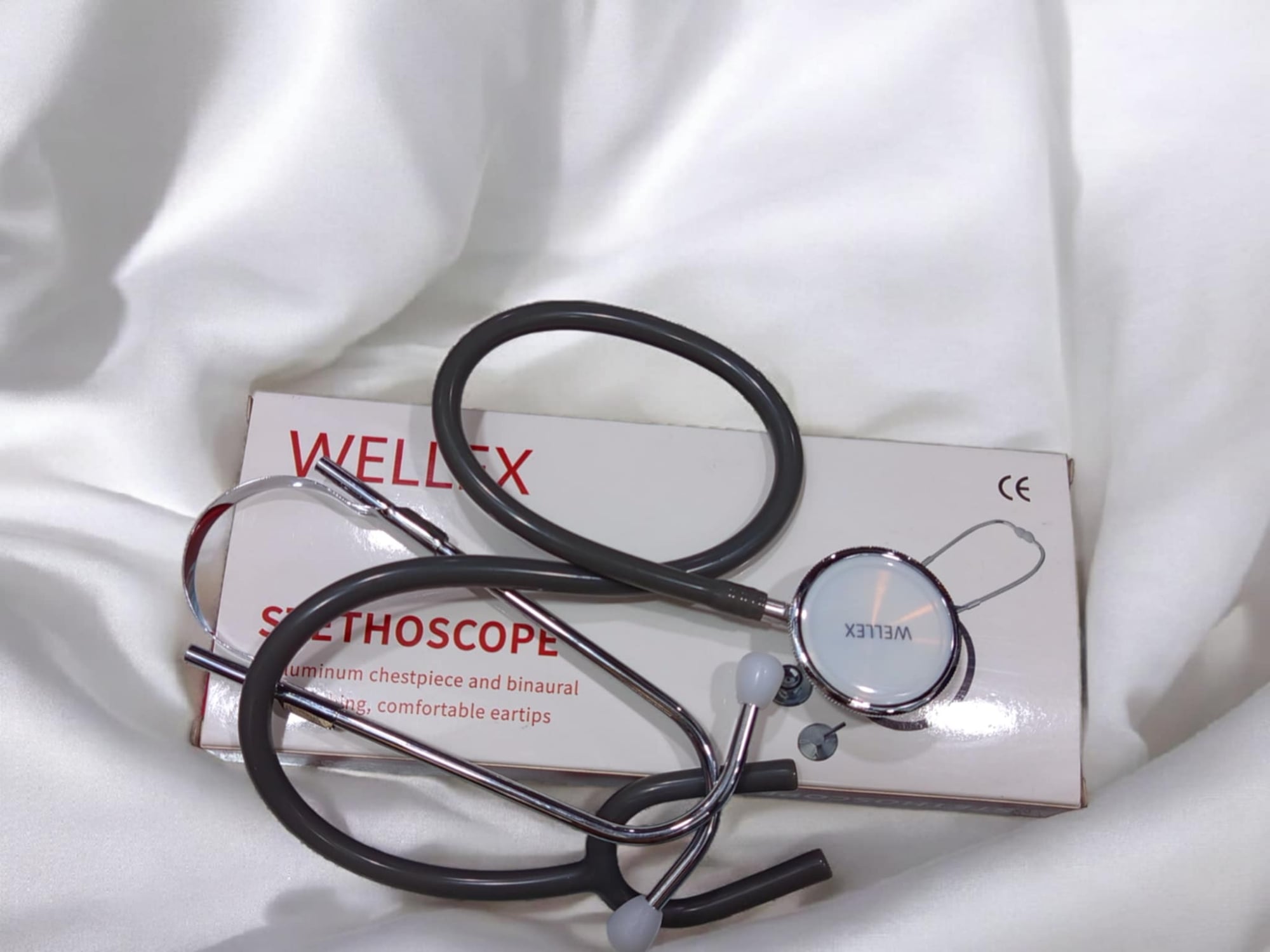 Picture of WELLEX Aneroid Sphygmoman Mater B.P And Stethoscope Set Multicolor