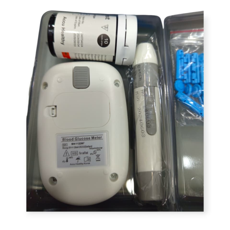 Picture of Accu-Test Elite Blood Glucose Monitor (Korean) with 10 Strips and 10 Needles Multicolor