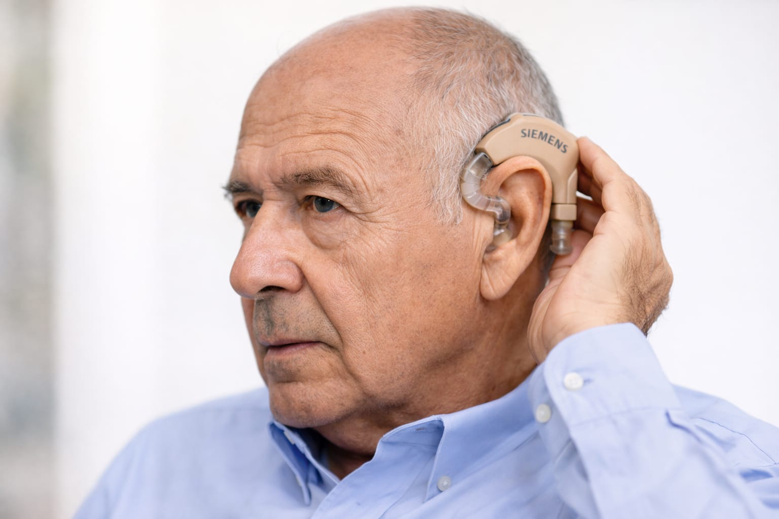 Picture of Siemens Digital Hearing Aid – Clear & Natural Sound Experience Multicolor