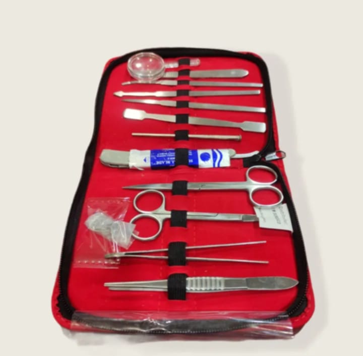 Picture of Dissection Box for Biology Laboratory Multicolor