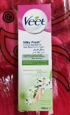 Picture of Body refreshment U.K product any time used unwanted hair removal cream veetused for Female- 110 gm - Multicolor