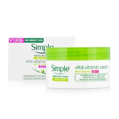 Picture of Simple Kind To Skin Vital Vitamin Day Cream – 50ml