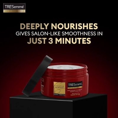 Picture of Tresemme Keratin Smooth with marula oil deep smoothing mask 300 ml