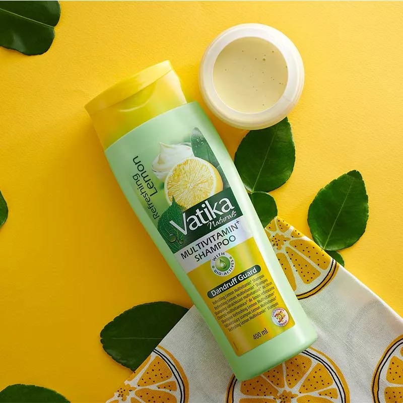 Picture of Vatika Dandruff Guard Shampoo With Lemon And Yoghurt -400 ml - Multicolor