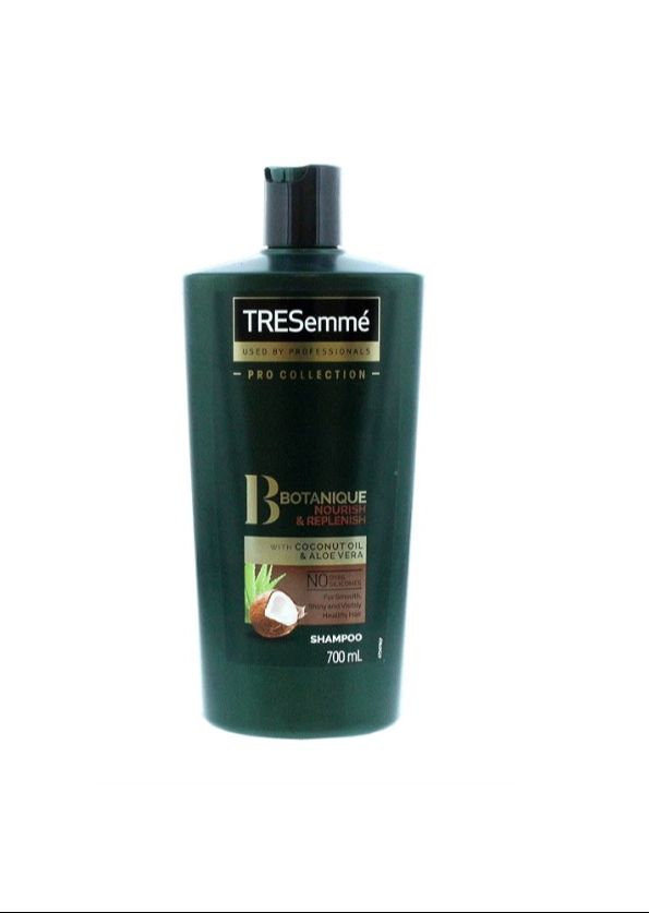Picture of Tresemme Botanique Nourish & Replenish Shampoo - 700ml - Green