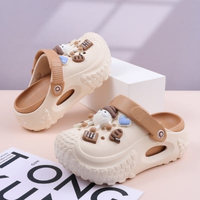 Picture of Women Clogs Fashion Garden Shoe Women Foam Rubber Unisex Side Beach Slippers Classic Garden Clogs (No Box)