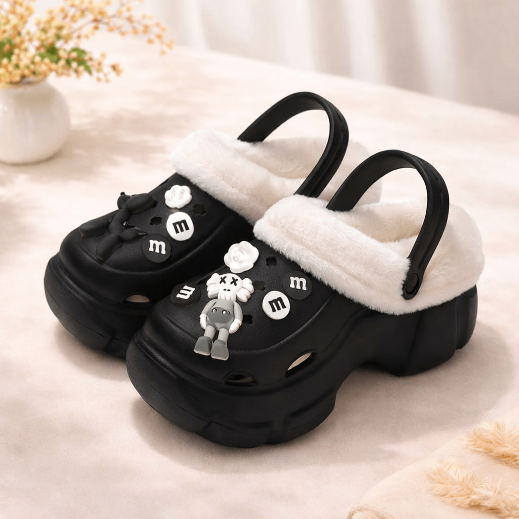 Picture of 2025 New Winter Fleece-Lined Clogs for Women Warm Thick Sole Platform Slip-On Shoes (No Box)