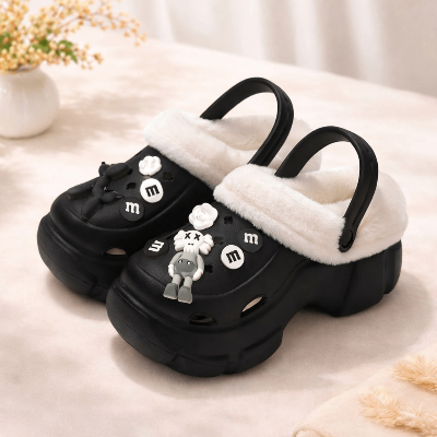 Picture of 2025 New Winter Fleece-Lined Clogs for Women Warm Thick Sole Platform Slip-On Shoes (No Box)