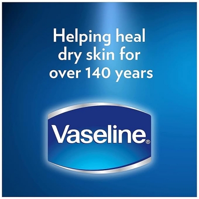 Picture of Lip Therapy Cocoa Butter Tin by Vasline 20 gm