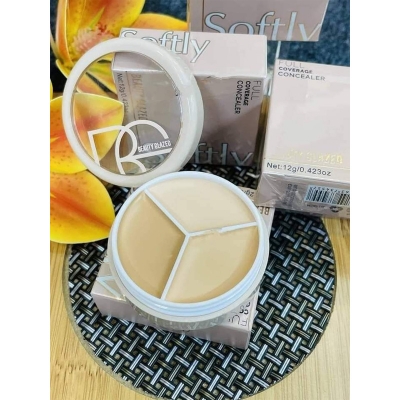 Picture of Full Coverage Concealer.Water - proof Long lasting lightweight  concealer Palette - 401