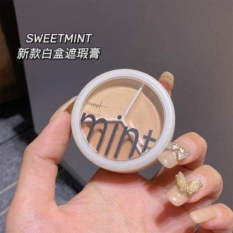 Picture of Sweet Mint Concealer Palette 3 in 1.. Long lasting high coverage  concealer..
