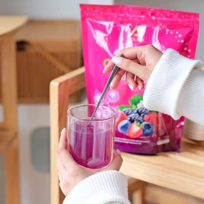 Picture of Gluta Collagen Pink Whitening Juice. Made in Thailand